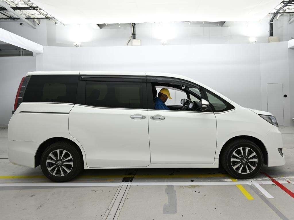 TOYOTA ESQUIRE