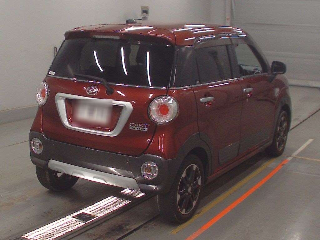 DAIHATSU CAST