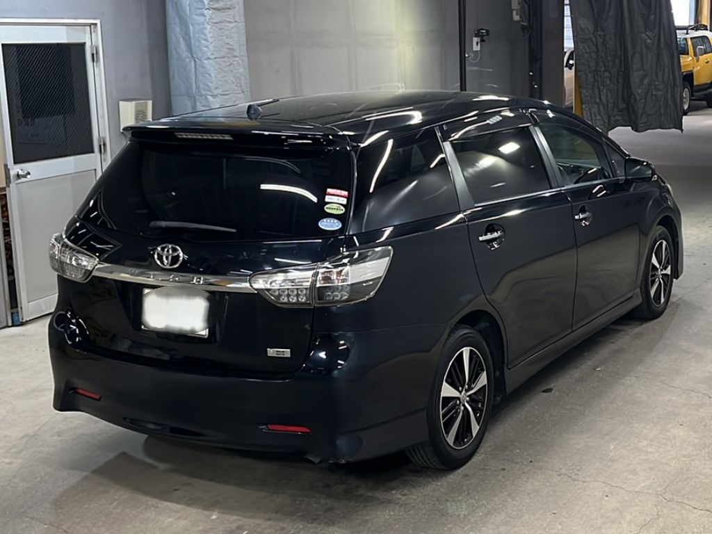 TOYOTA WISH