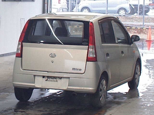 DAIHATSU MIRA
