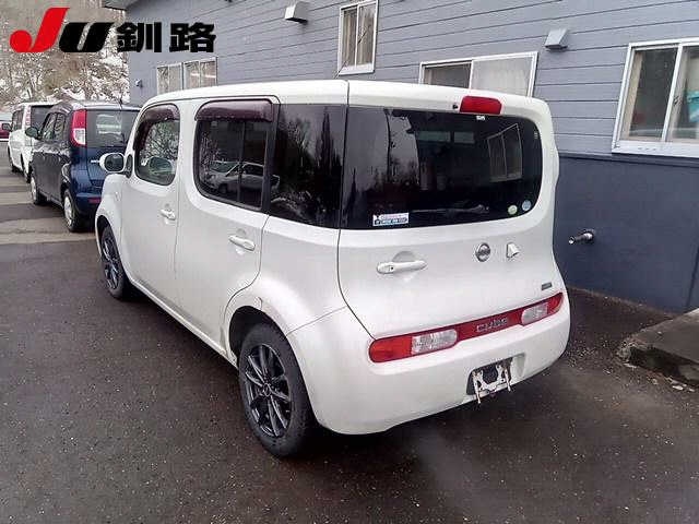 NISSAN CUBE
