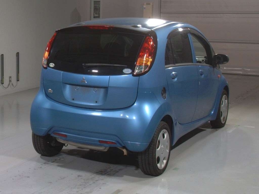 MITSUBISHI I