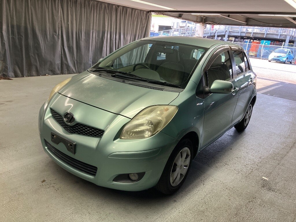TOYOTA VITZ