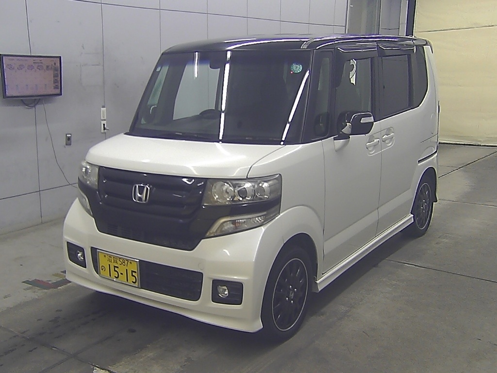 HONDA N-BOX