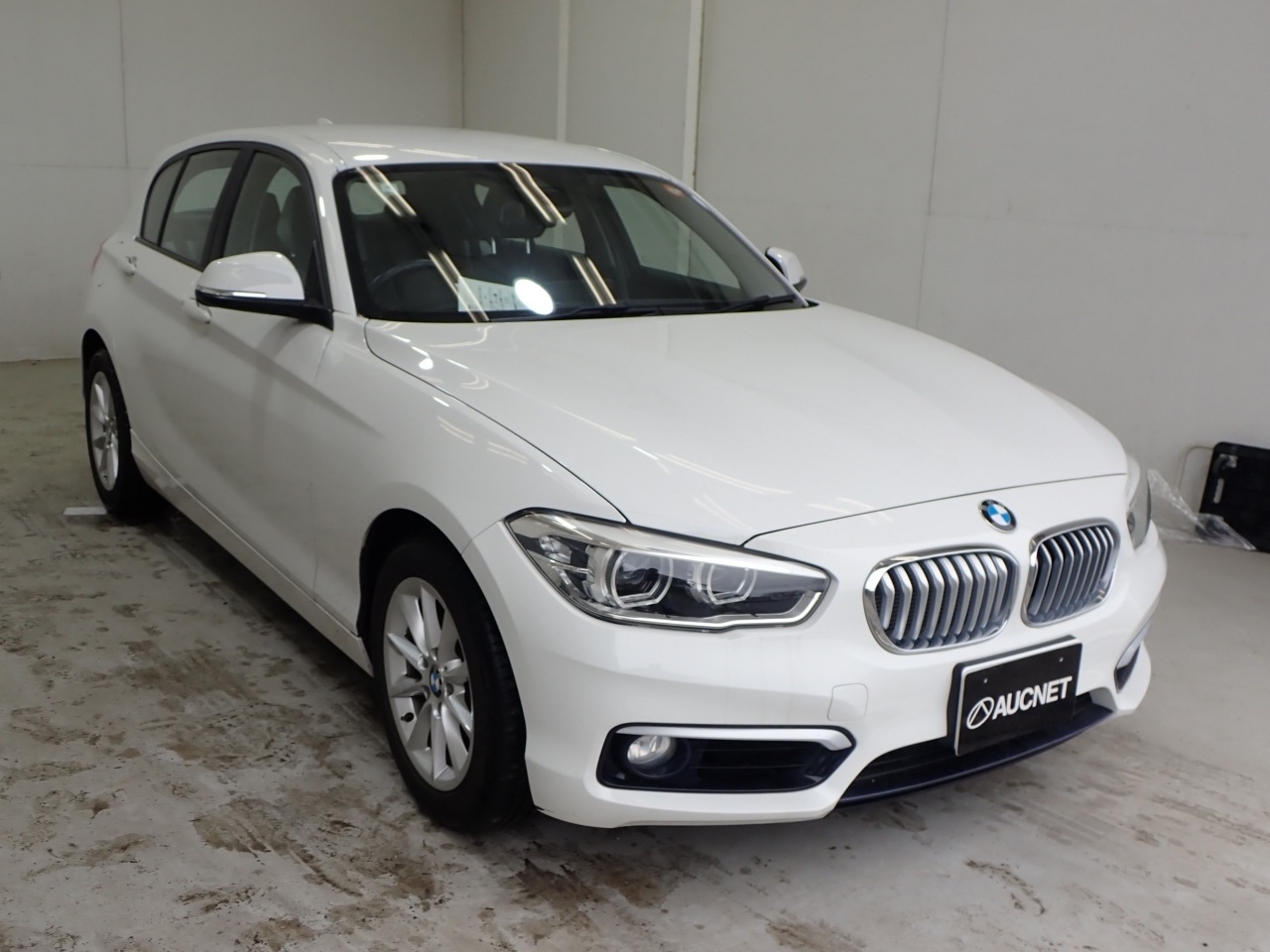 BMW 1-SERIES
