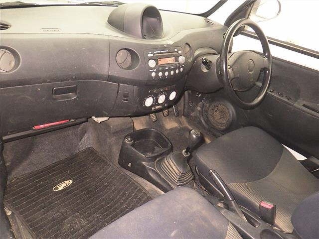 DAIHATSU ESSE