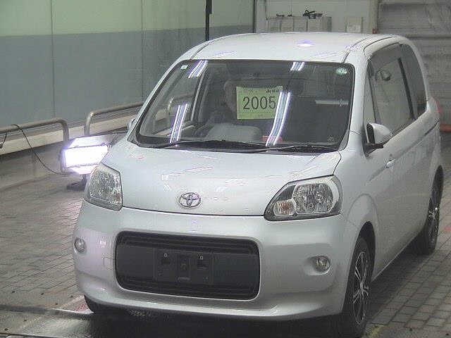TOYOTA PORTE
