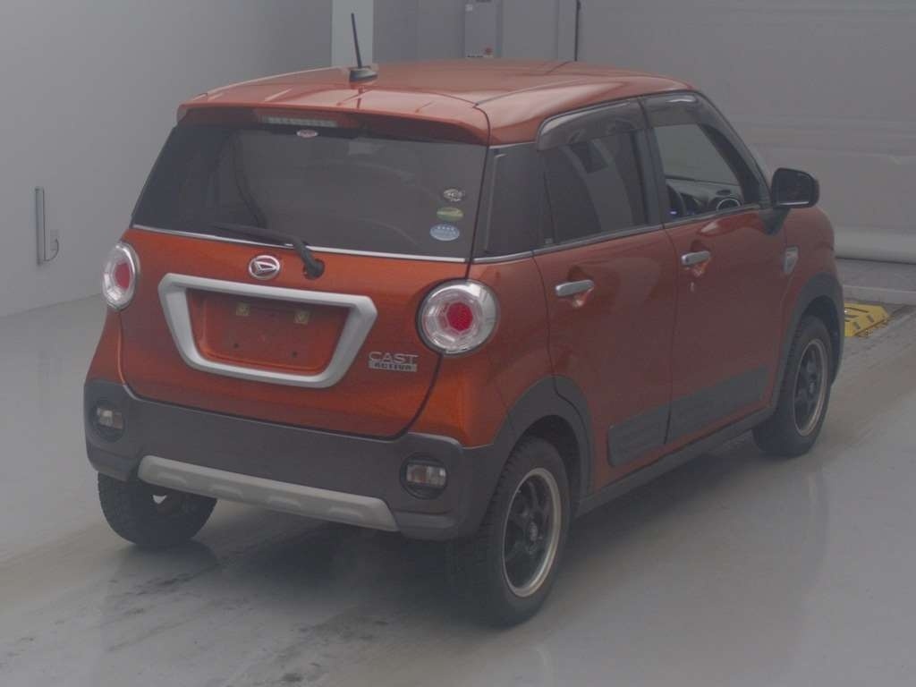 DAIHATSU CAST