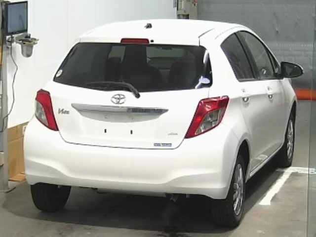 TOYOTA VITZ