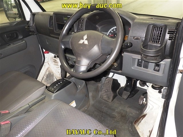 MITSUBISHI MINICAB