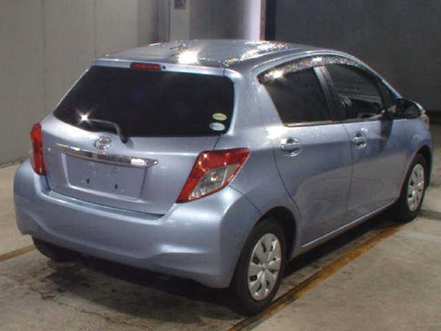 TOYOTA VITZ