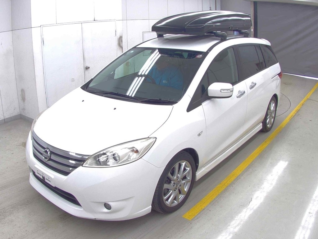 NISSAN LAFESTA