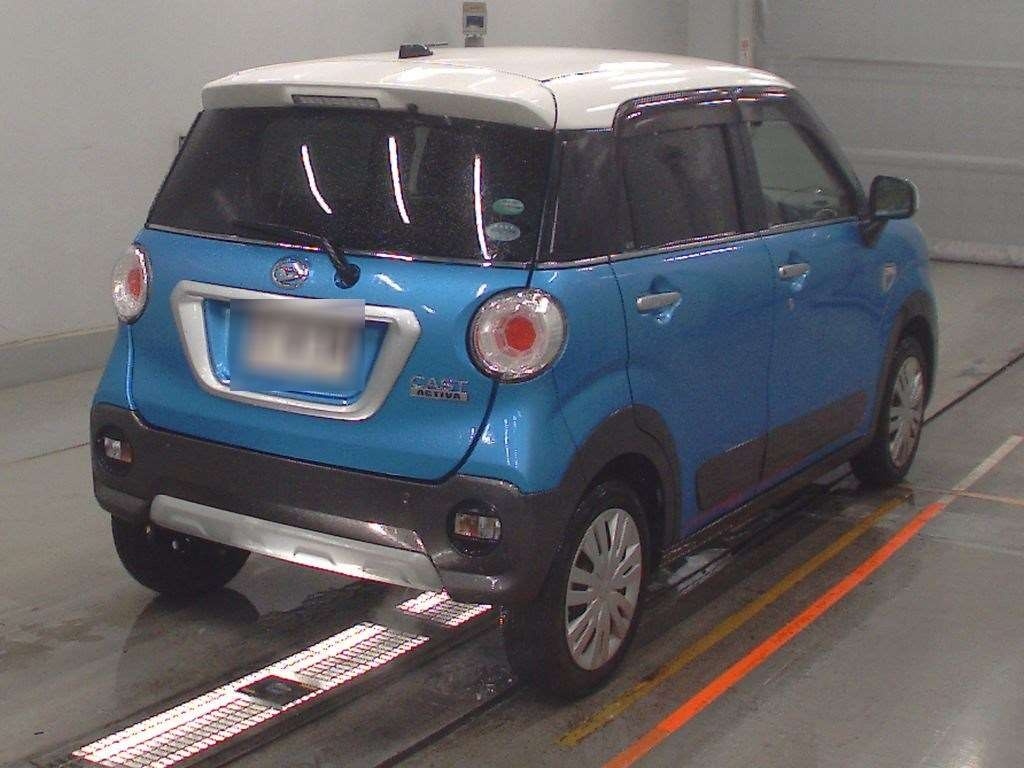 DAIHATSU CAST