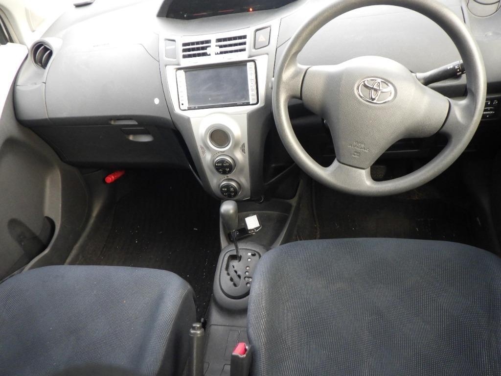 TOYOTA VITZ