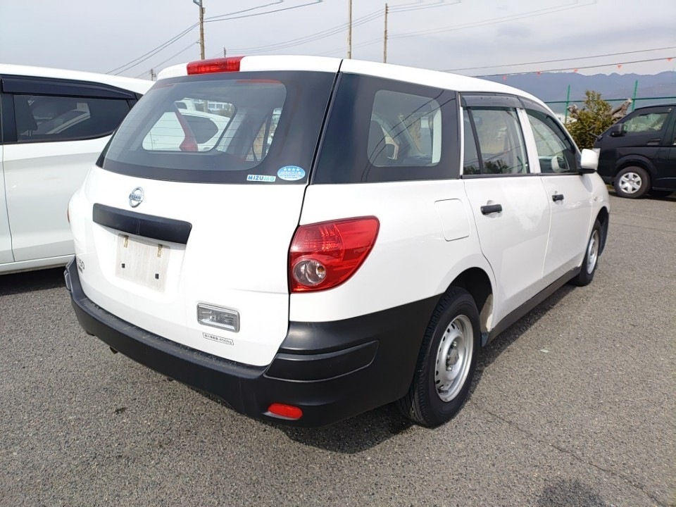NISSAN AD