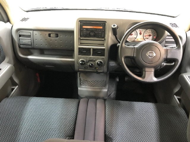 NISSAN CUBE