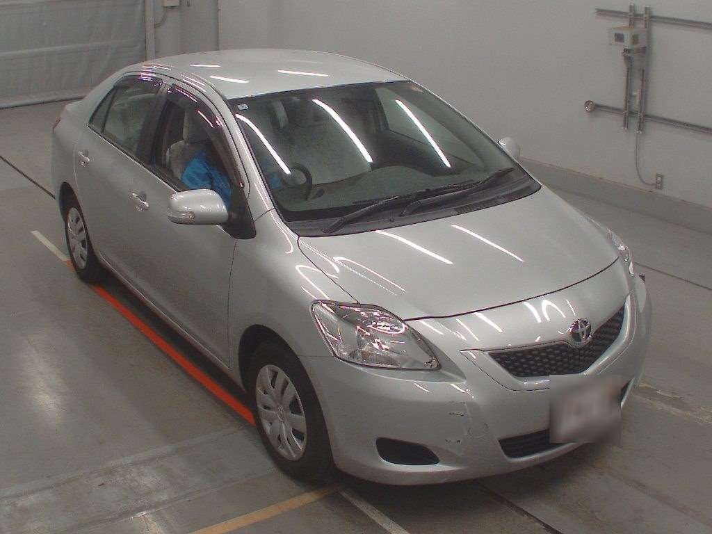 TOYOTA BELTA
