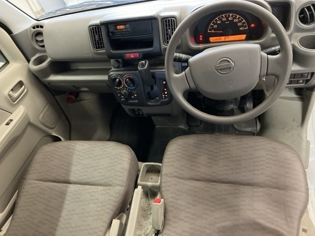 NISSAN NV100 CLIPPER