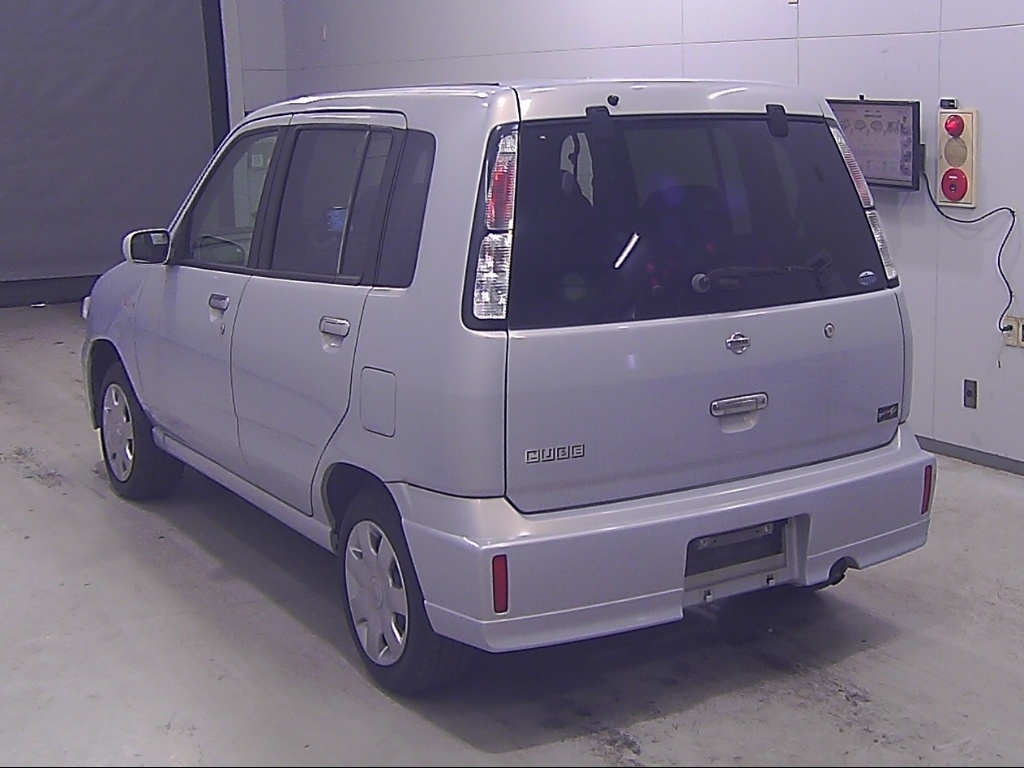 NISSAN CUBE