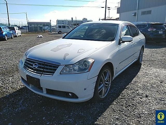 NISSAN FUGA
