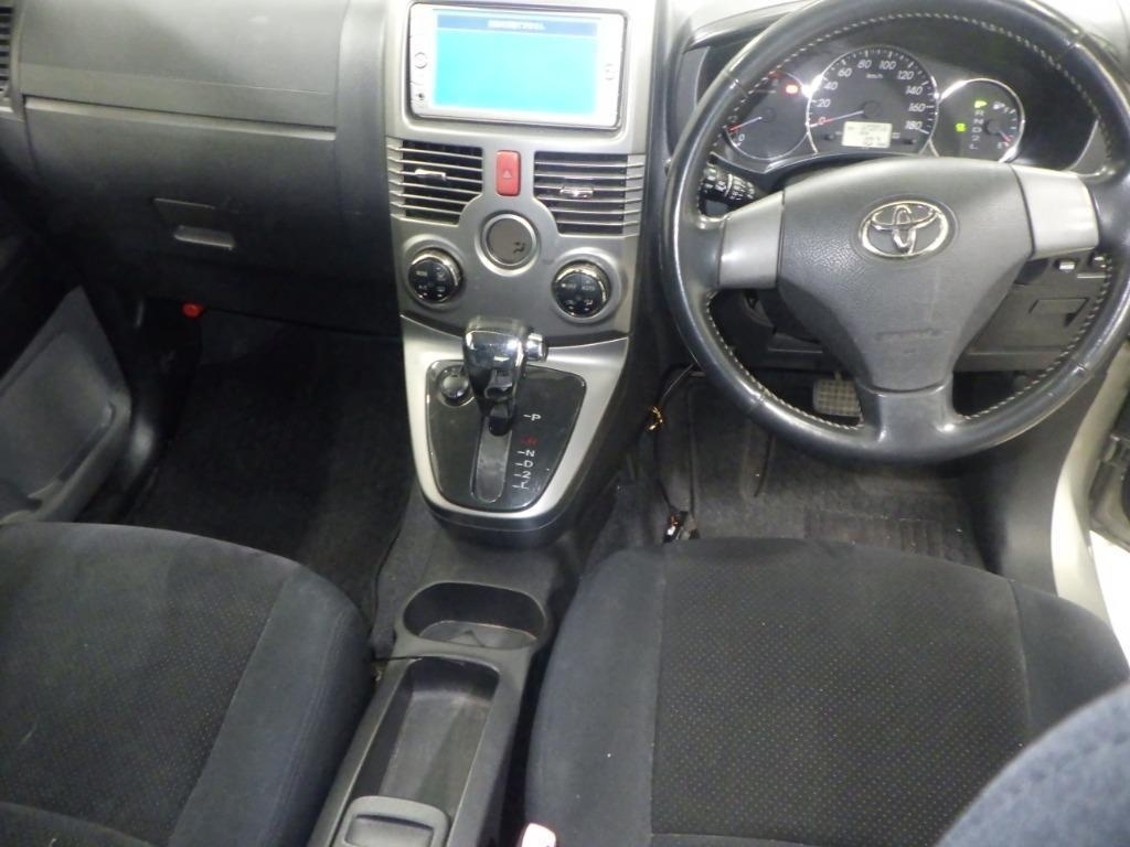 TOYOTA RUSH