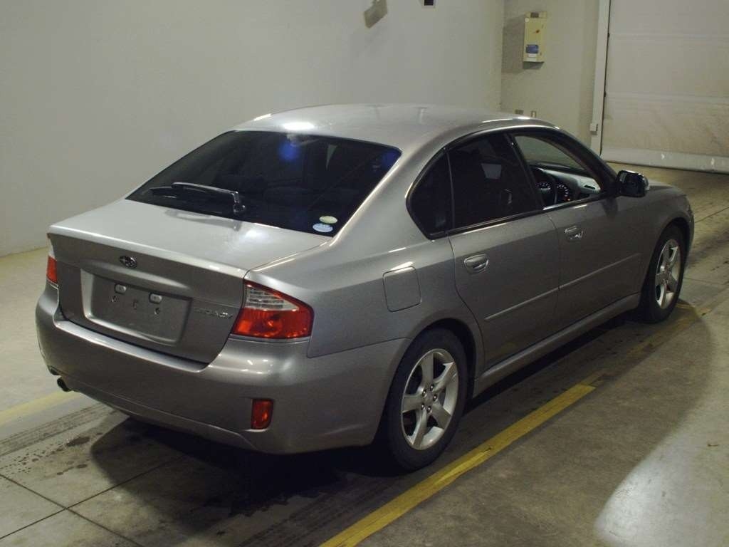SUBARU LEGACY B4