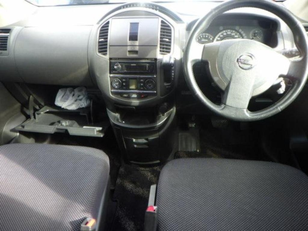 NISSAN LAFESTA