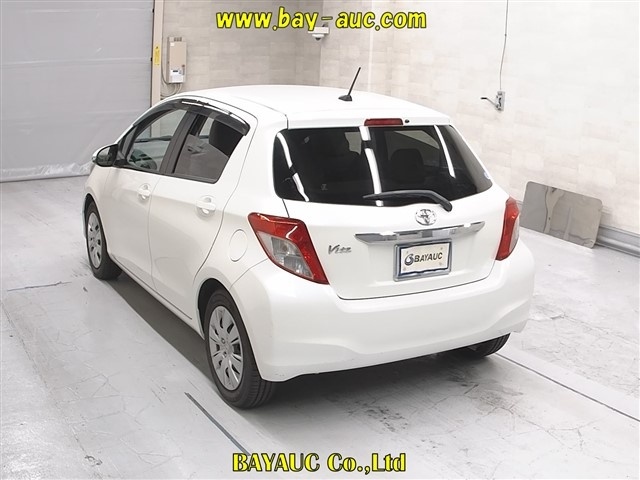 TOYOTA VITZ