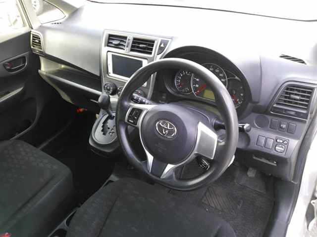 TOYOTA RACTIS