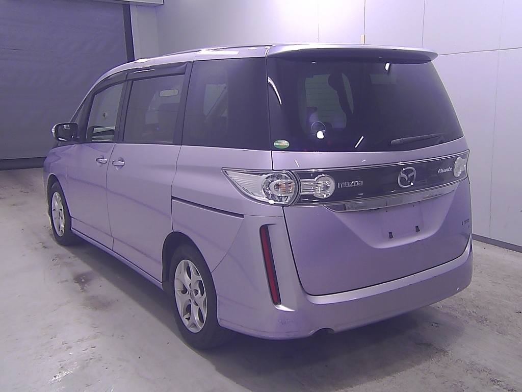 MAZDA BIANTE