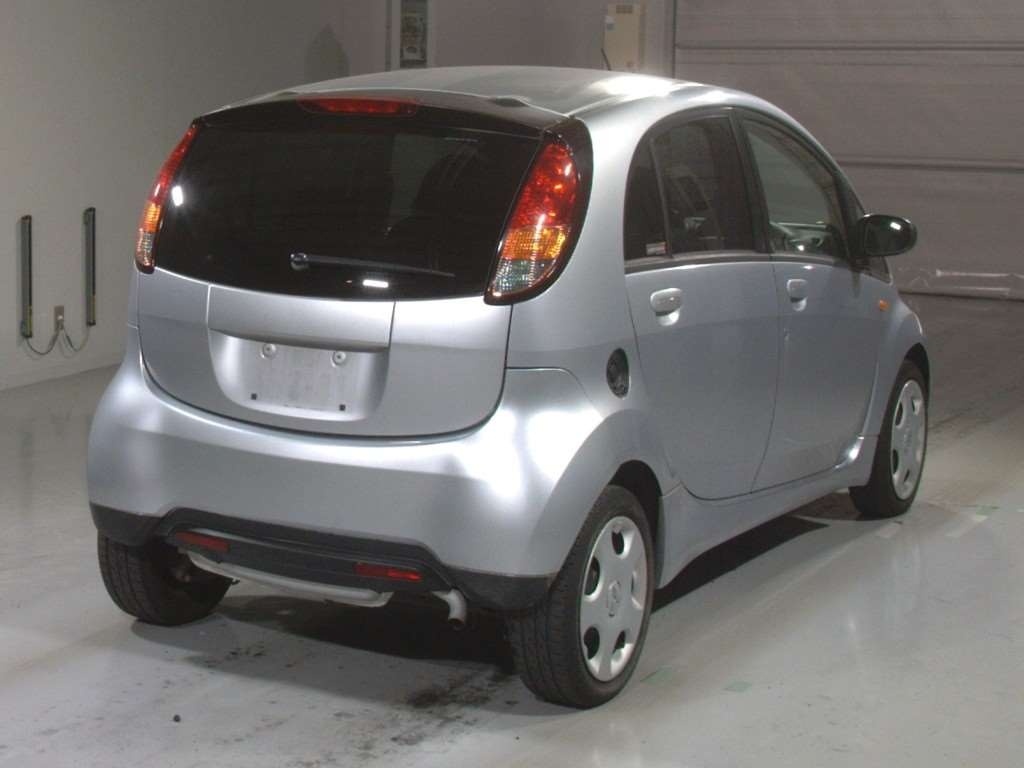 MITSUBISHI I