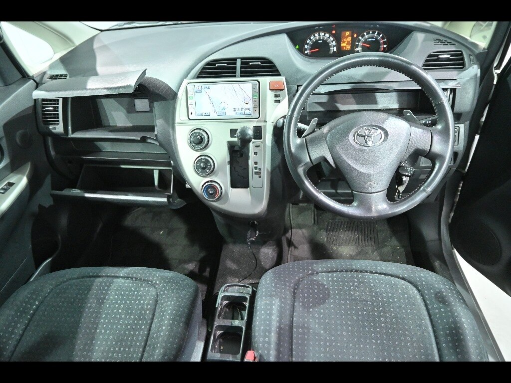 TOYOTA RACTIS
