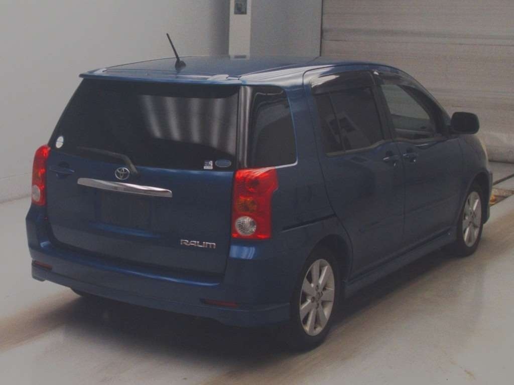 TOYOTA RAUM
