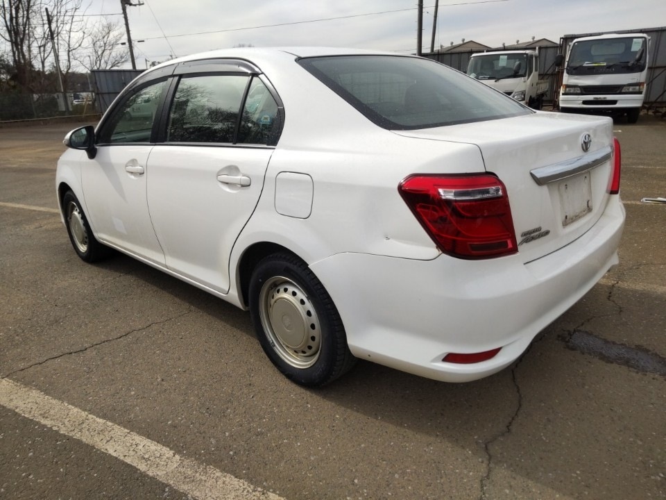 TOYOTA COROLLA AXIO