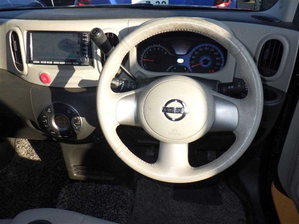 NISSAN CUBE