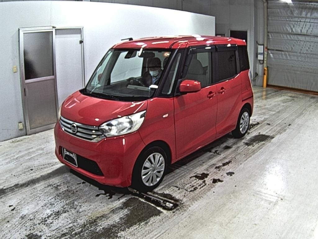 NISSAN DAYZ ROOX