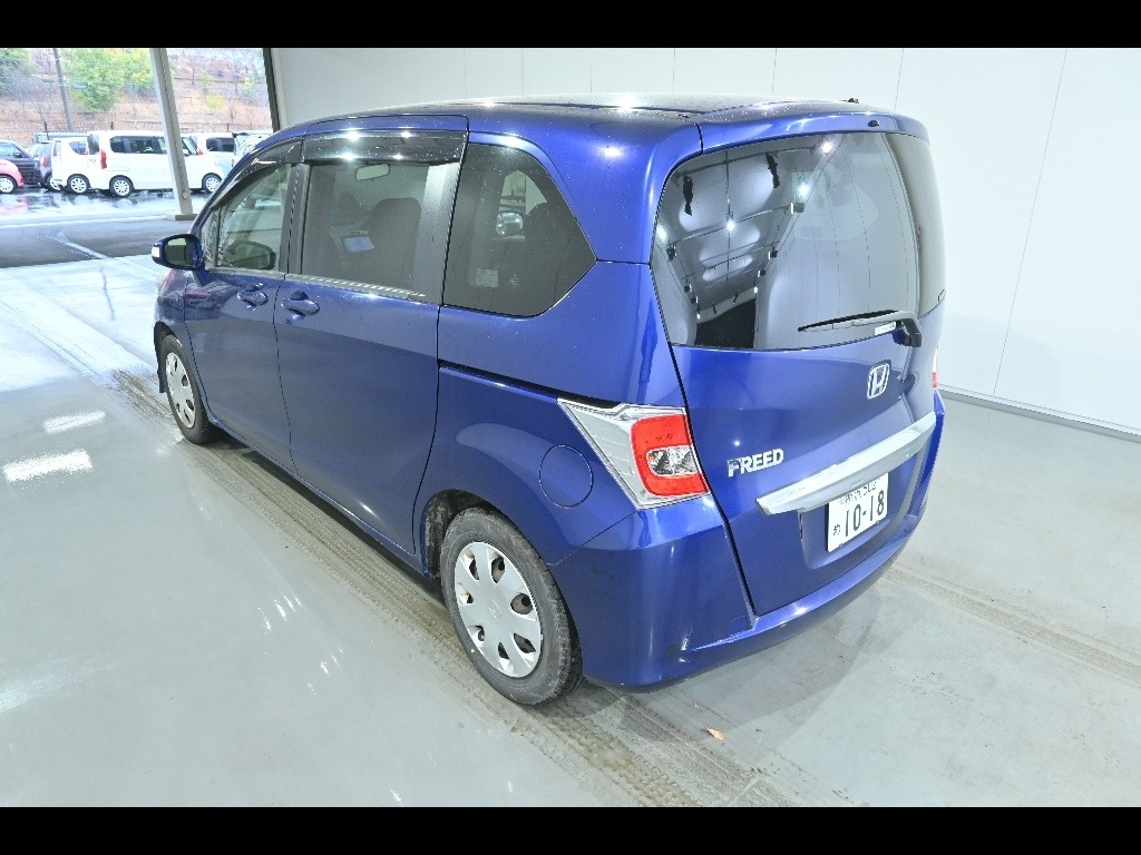 HONDA FREED