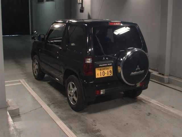 MITSUBISHI PAJERO MINI