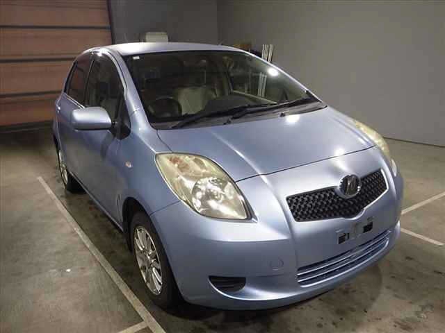 TOYOTA VITZ