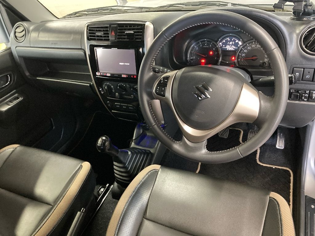 SUZUKI JIMNY SIERRA