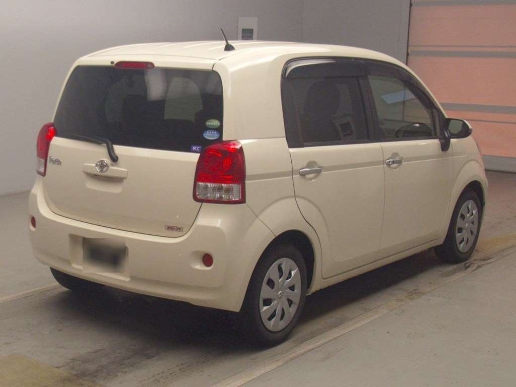 TOYOTA PORTE