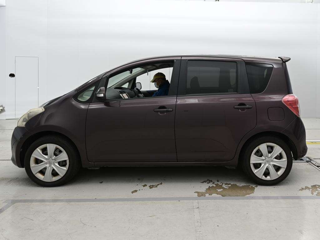 TOYOTA RACTIS