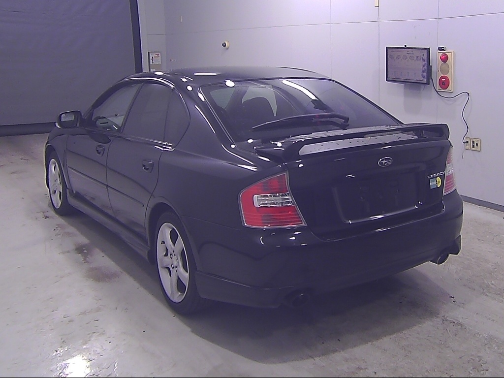 SUBARU LEGACY B4