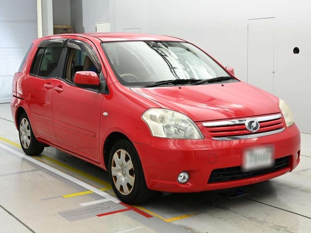 TOYOTA RAUM