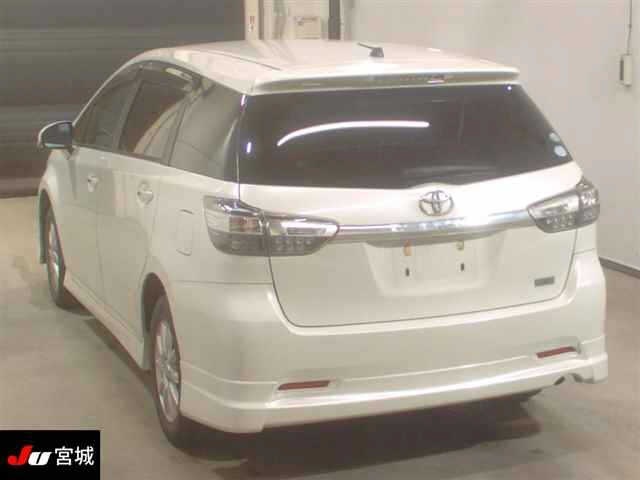 TOYOTA WISH
