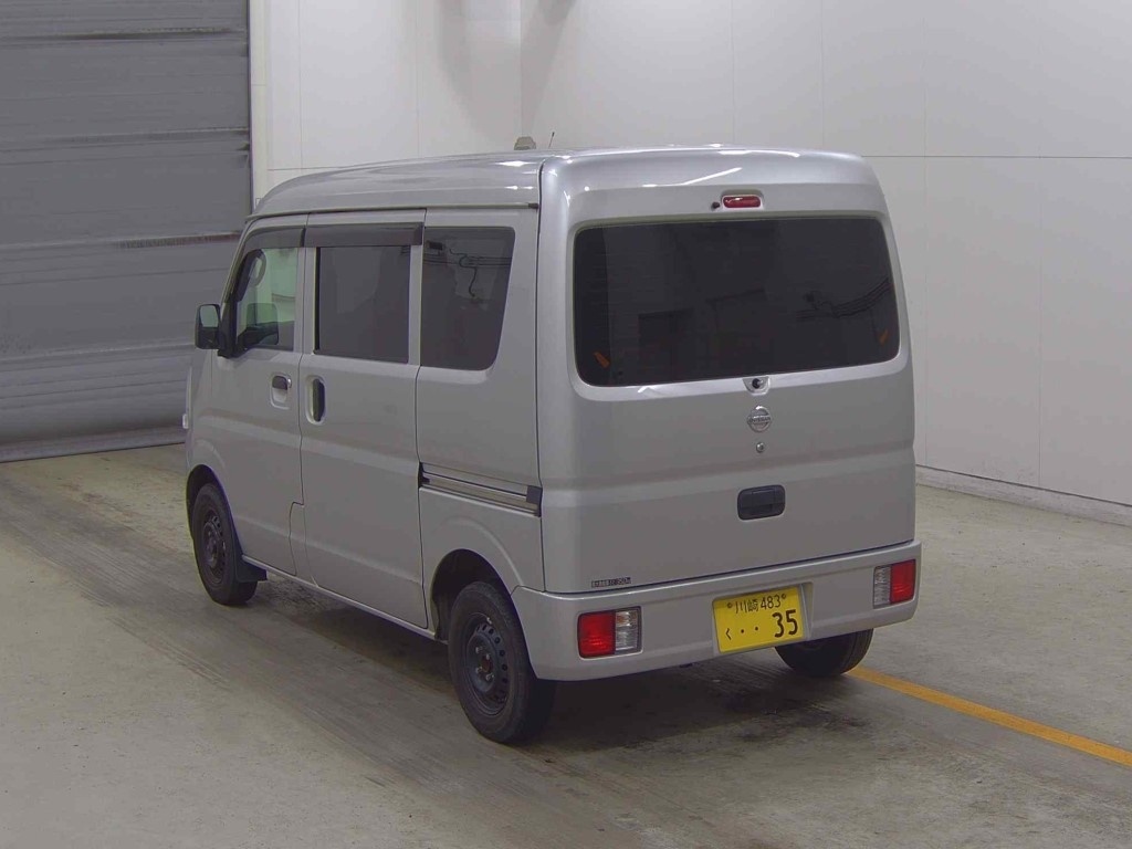 NISSAN NV100 CLIPPER