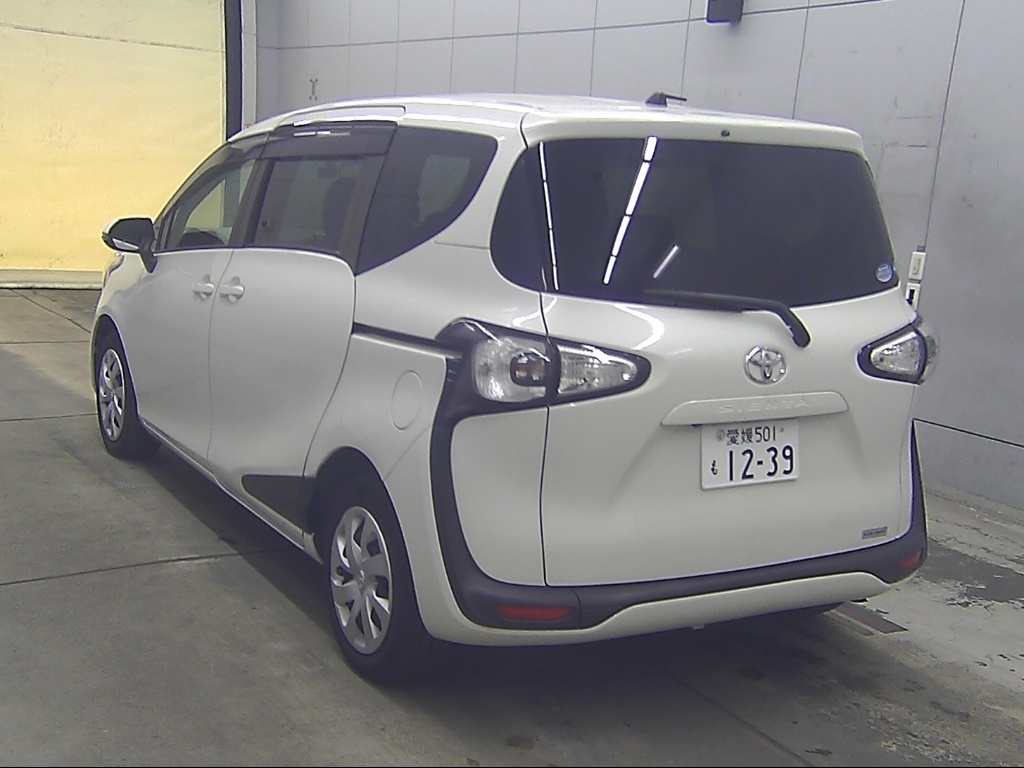 TOYOTA SIENTA