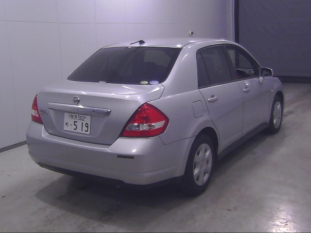 NISSAN TIIDA LATIO