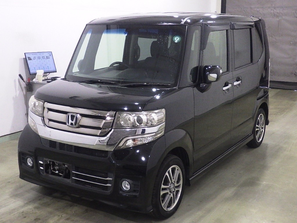 HONDA N-BOX