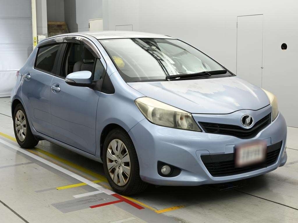 TOYOTA VITZ